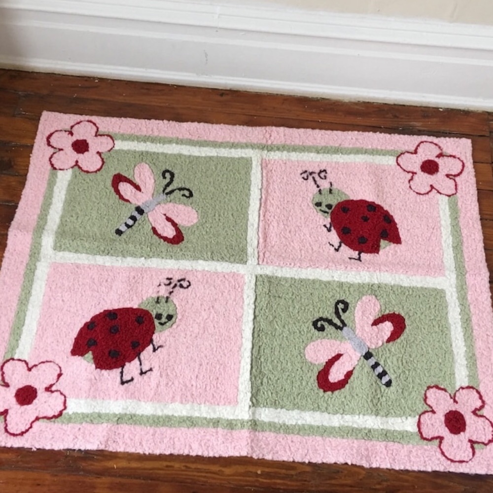 Ladybug Crib Set - Picture 2 of 4